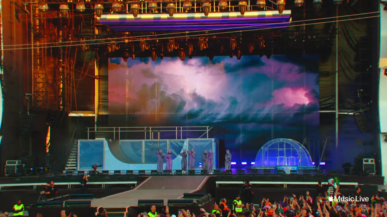 Apple Music Live: Camila Cabello screenshot 1
