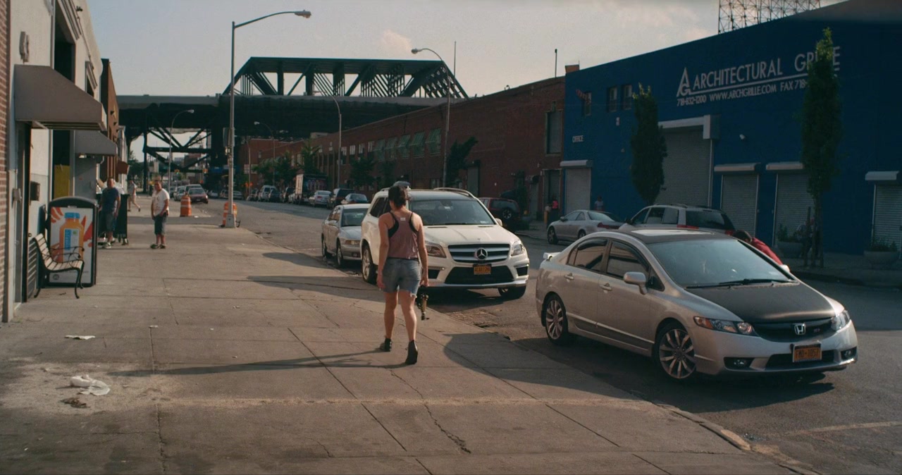 Appropriate Behavior screenshot 2