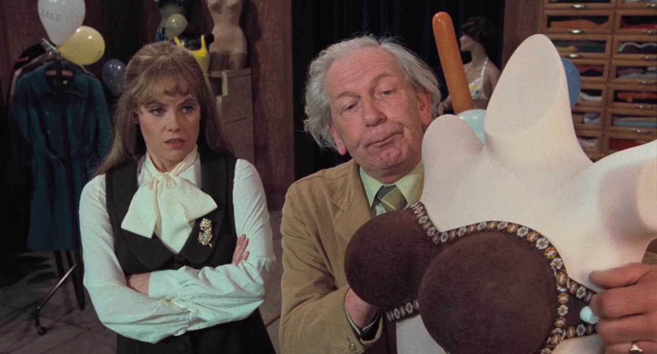 Are You Being Served? screenshot 3