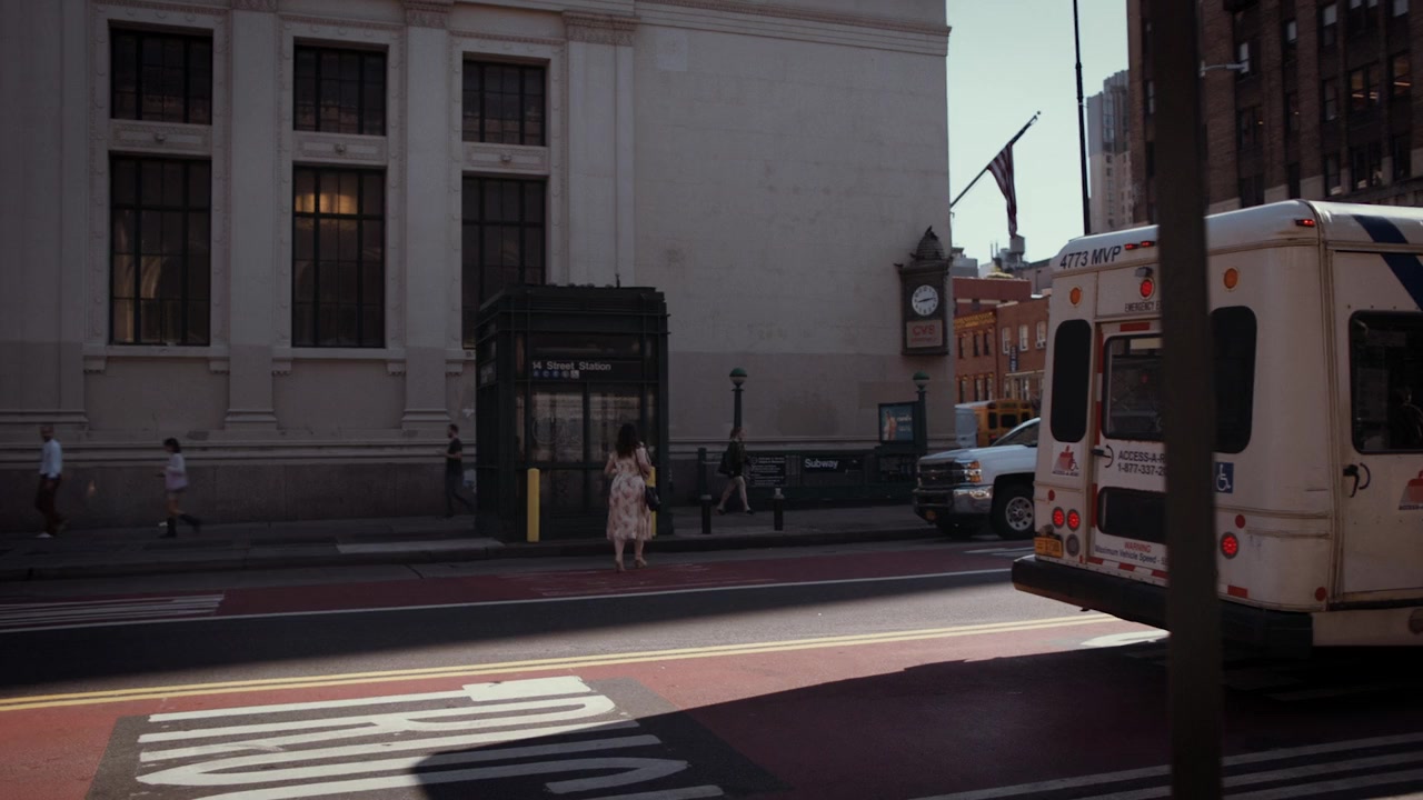 August at Twenty-Two screenshot 1
