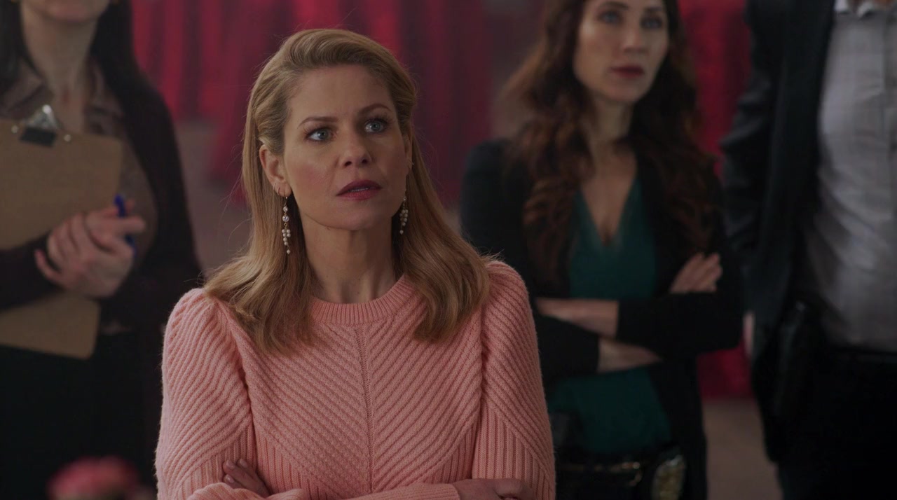 Aurora Teagarden Mysteries: Heist and Seek screenshot 1