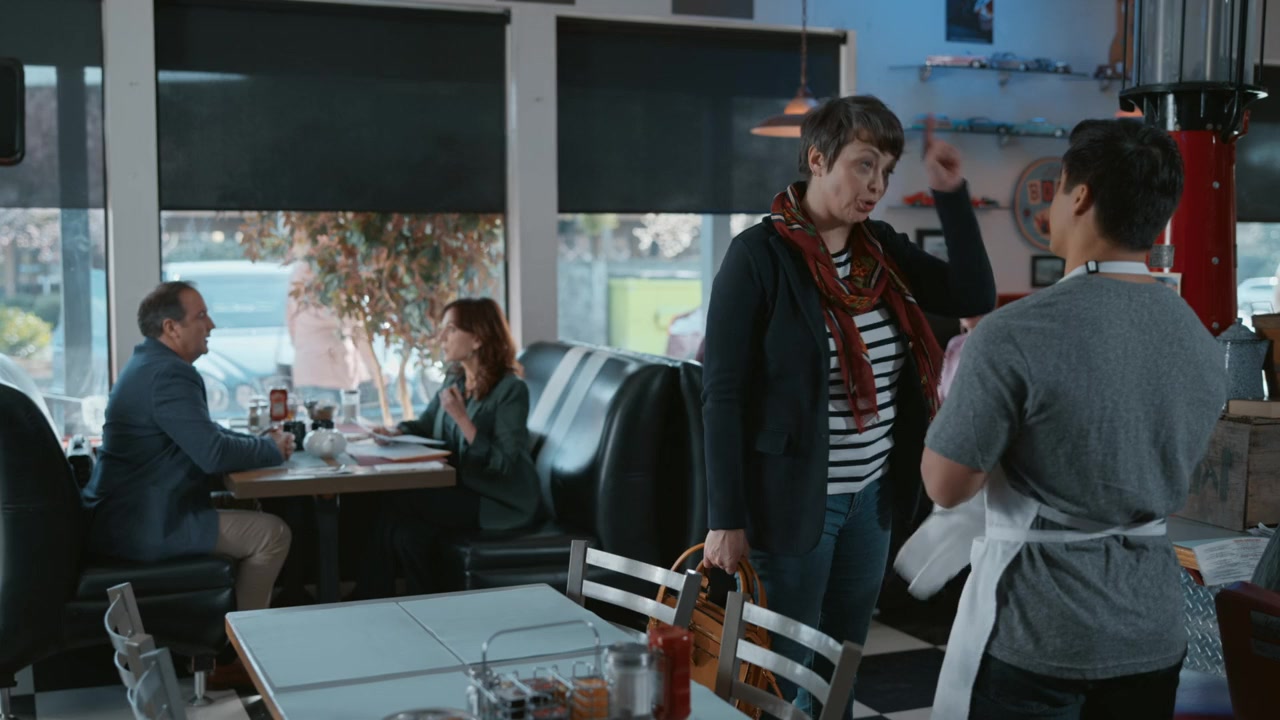Aurora Teagarden Mysteries: Death at the Diner screenshot 2