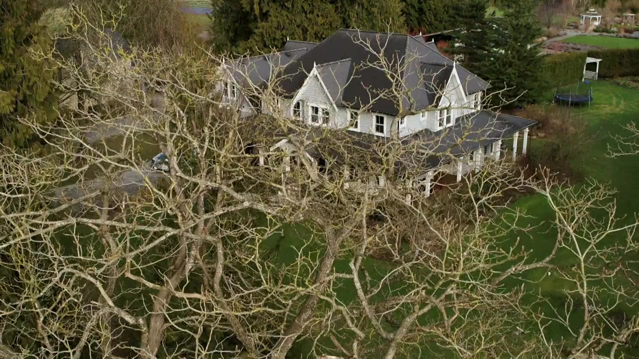Aurora Teagarden Mysteries: Honeymoon, Honeymurder screenshot 1