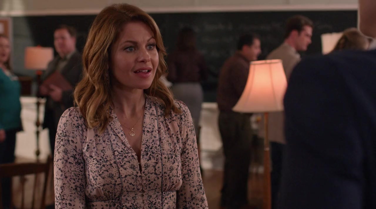 Last Scene Alive: An Aurora Teagarden Mystery screenshot 3