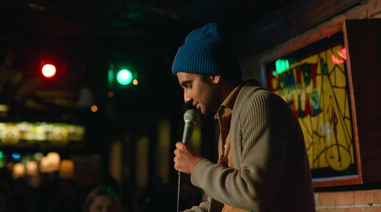 Aziz Ansari: Nightclub Comedian screenshot 2