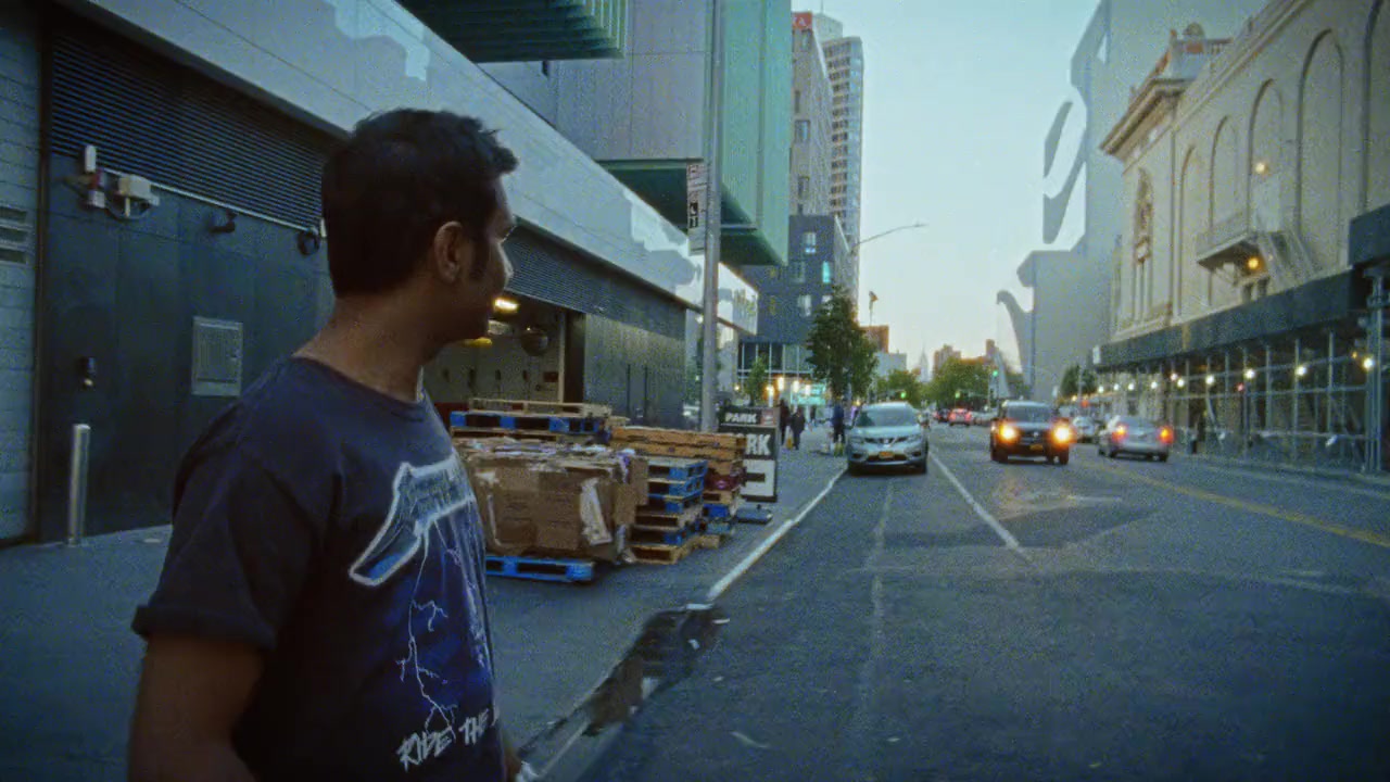Aziz Ansari: Right Now screenshot 1