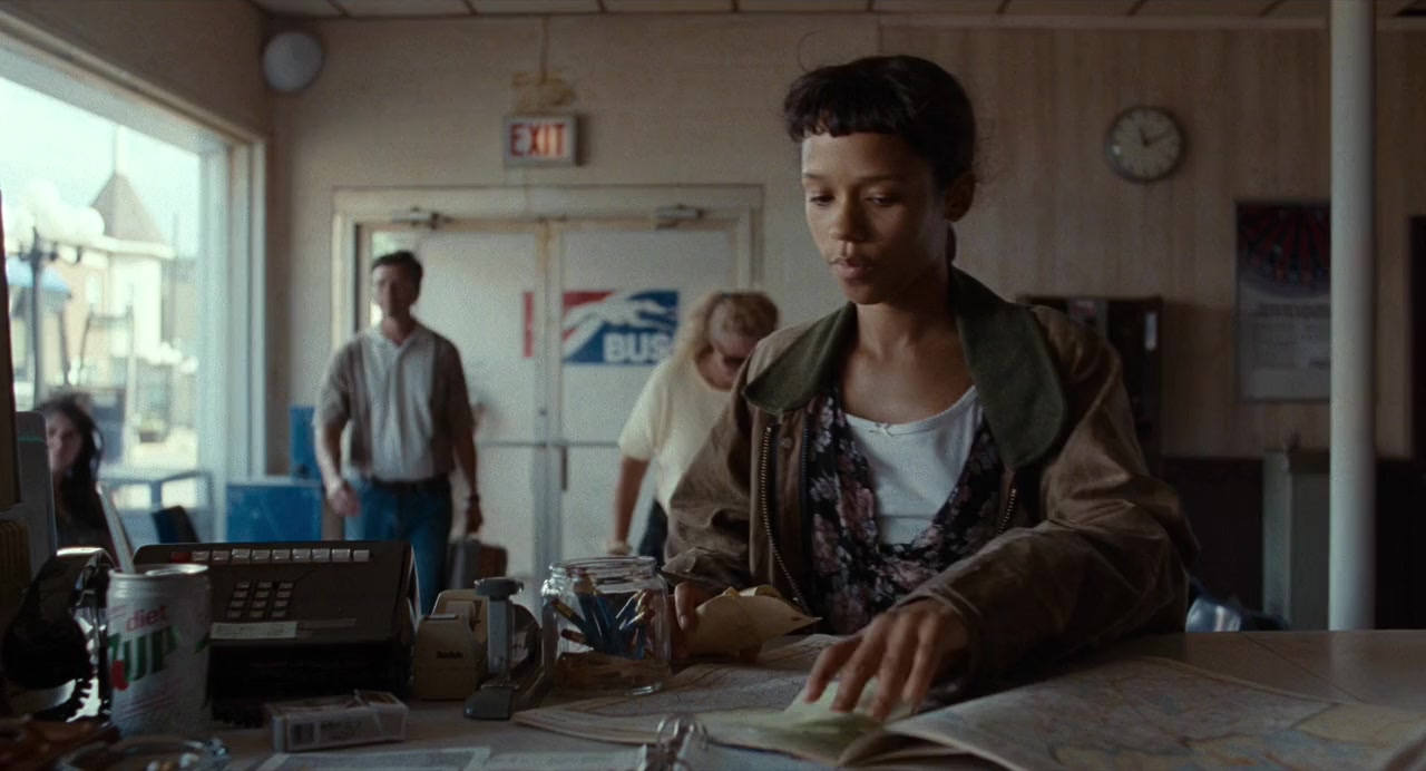 Bones and All screenshot 3