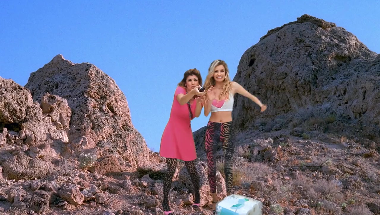 Barbie & Kendra Storm Area 51 screenshot 1