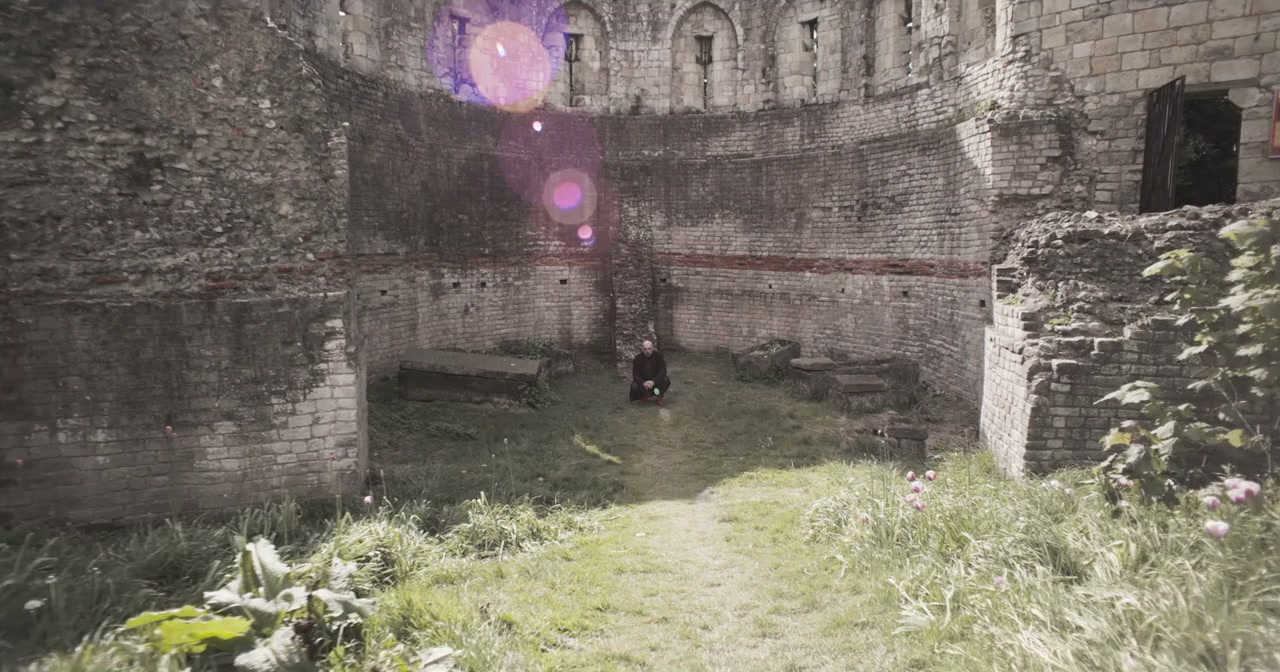 Between the Lights screenshot 1