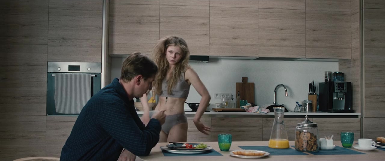 Between Us screenshot 3