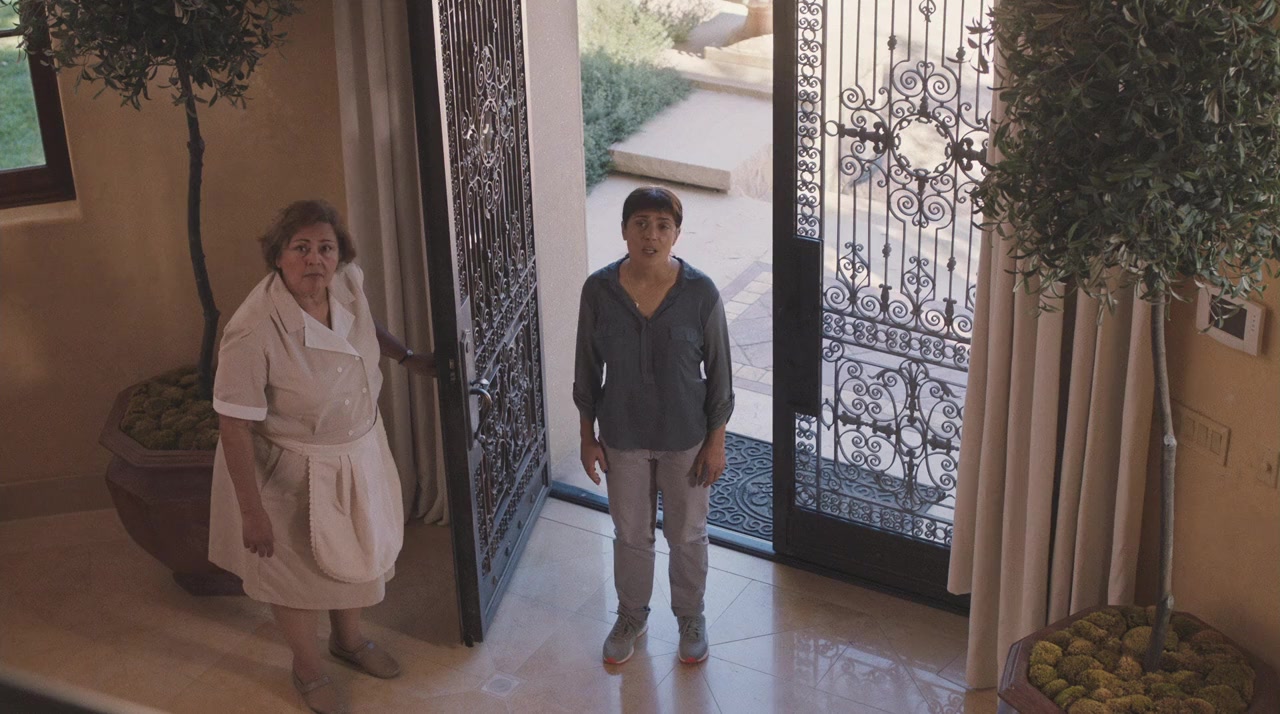 Beatriz at Dinner screenshot 2