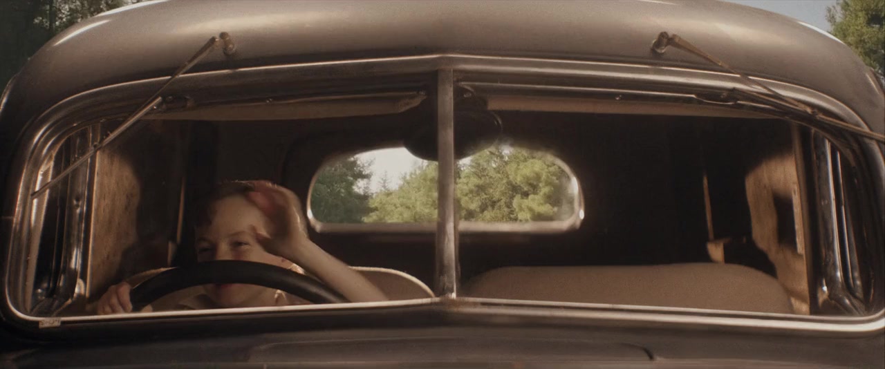 Becoming Bond screenshot 3