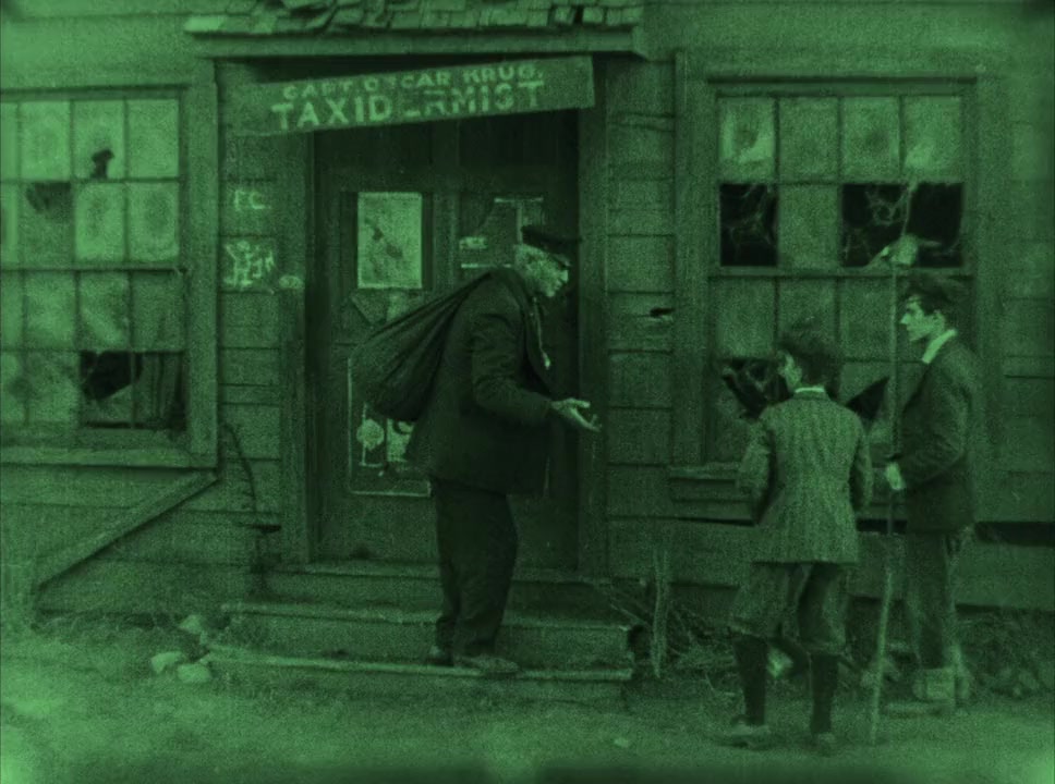 Behind the Door screenshot 3