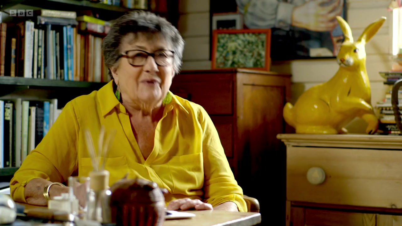 Being Mavis Nicholson: TV's Greatest Interviewer screenshot 2