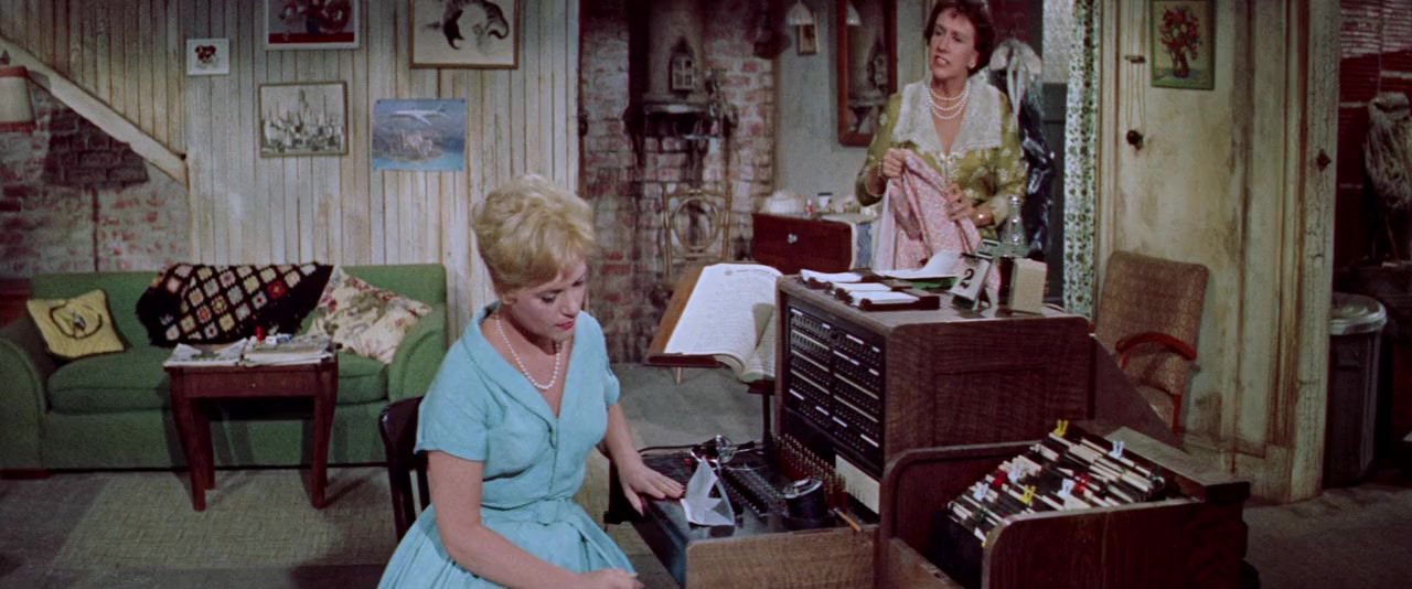 Bells Are Ringing screenshot 3