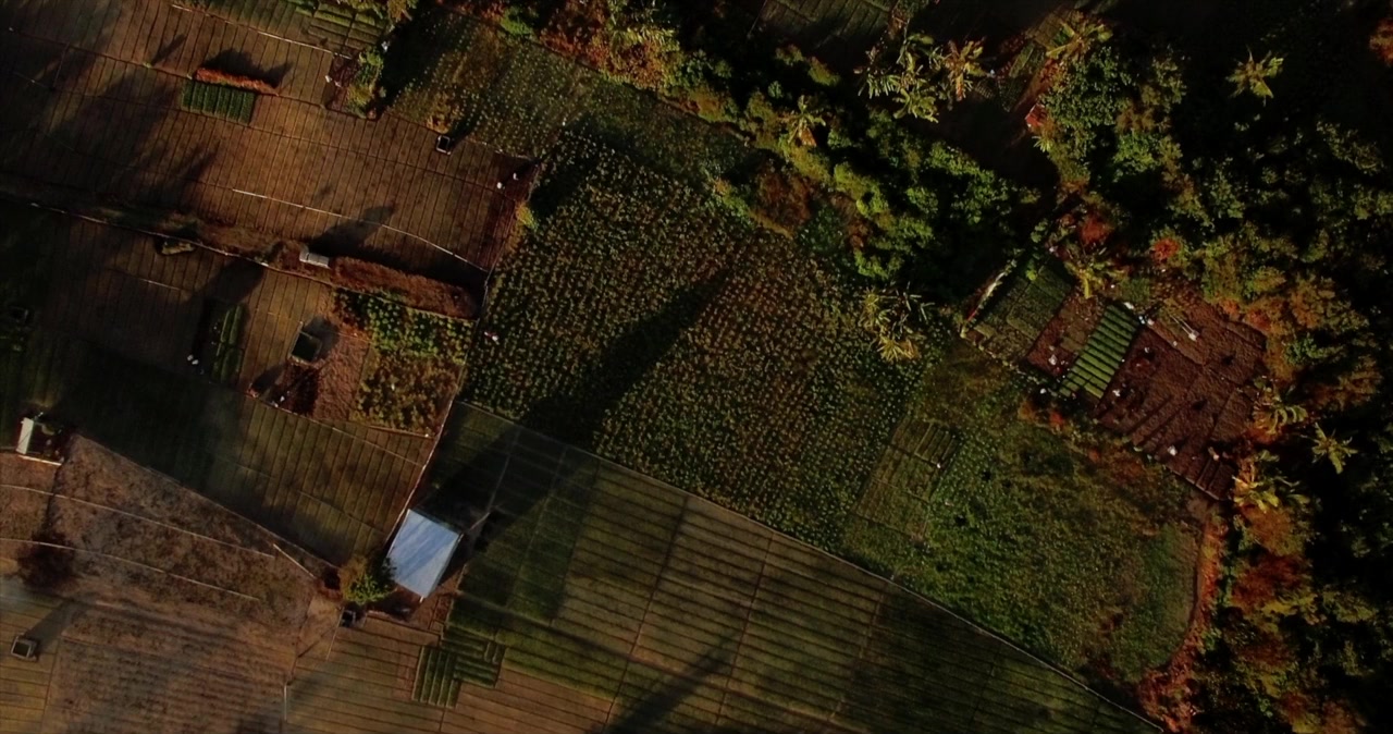 Beneath Us All screenshot 1