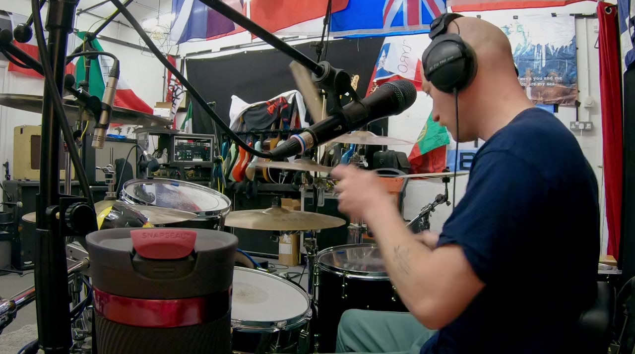 Biffy Clyro: Cultural Sons of Scotland screenshot 1