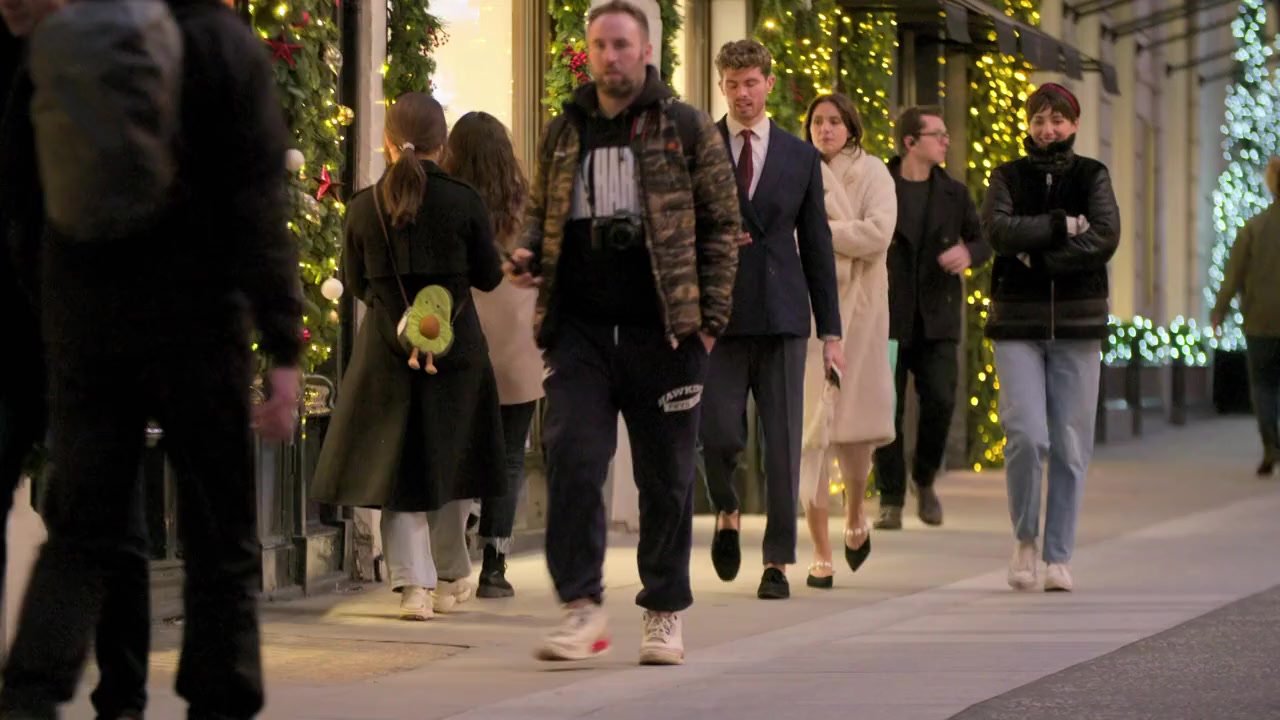 Billion Pound Bond Street screenshot 1