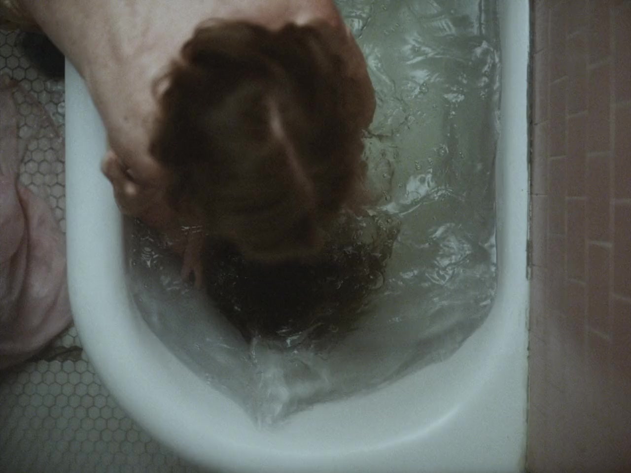 Blonde screenshot 2