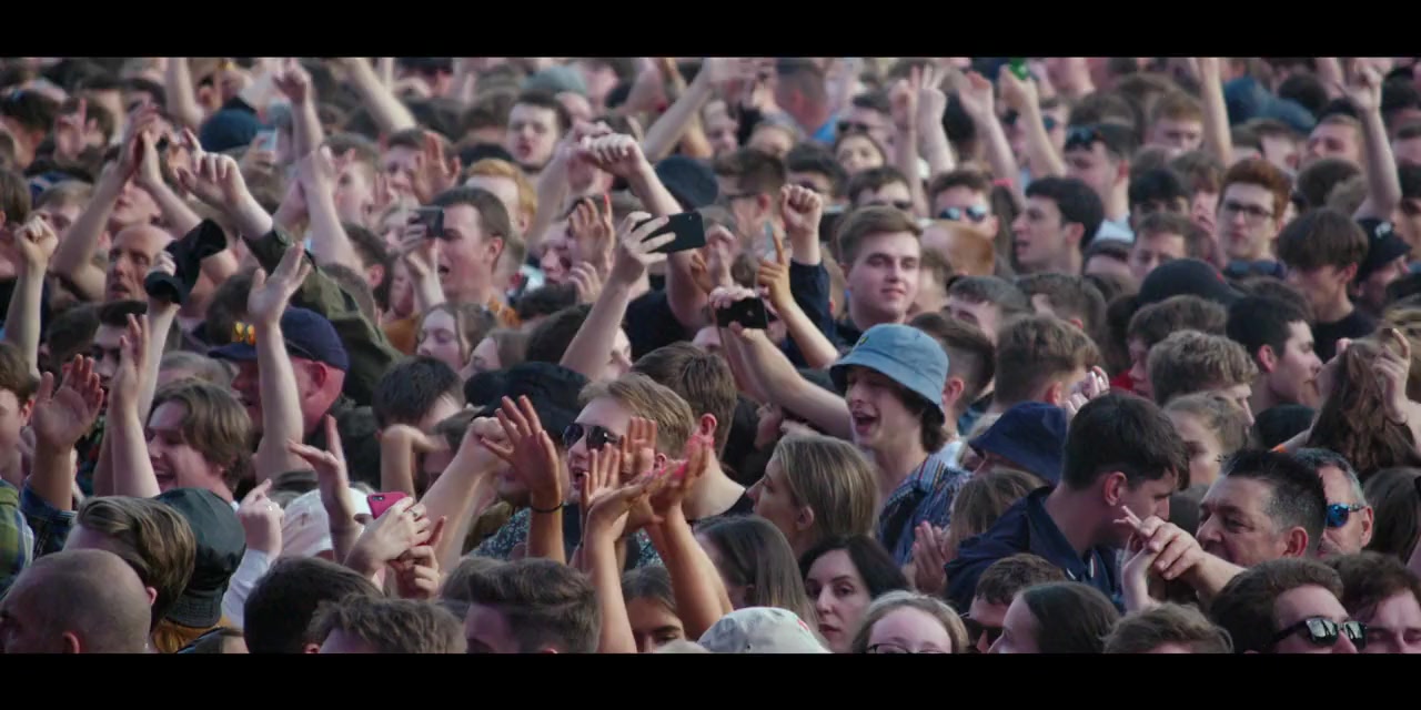 Blossoms: Back to Stockport screenshot 1