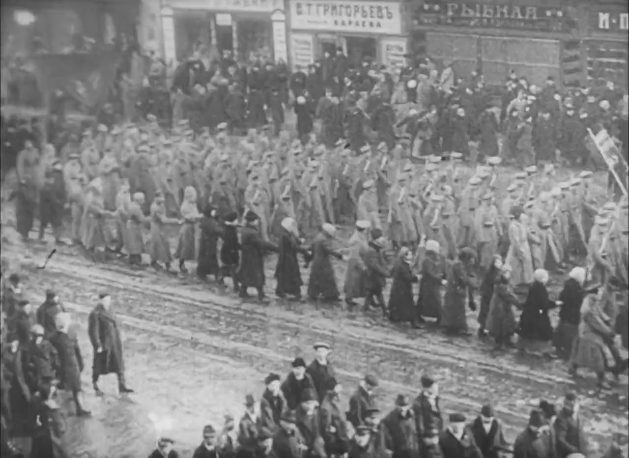 Godovshchina revolyutsii screenshot 2