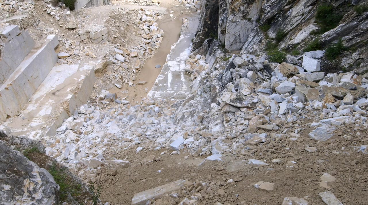 Gonzalo Fonseca: Membra Disjecta & A Life in Stone screenshot 1