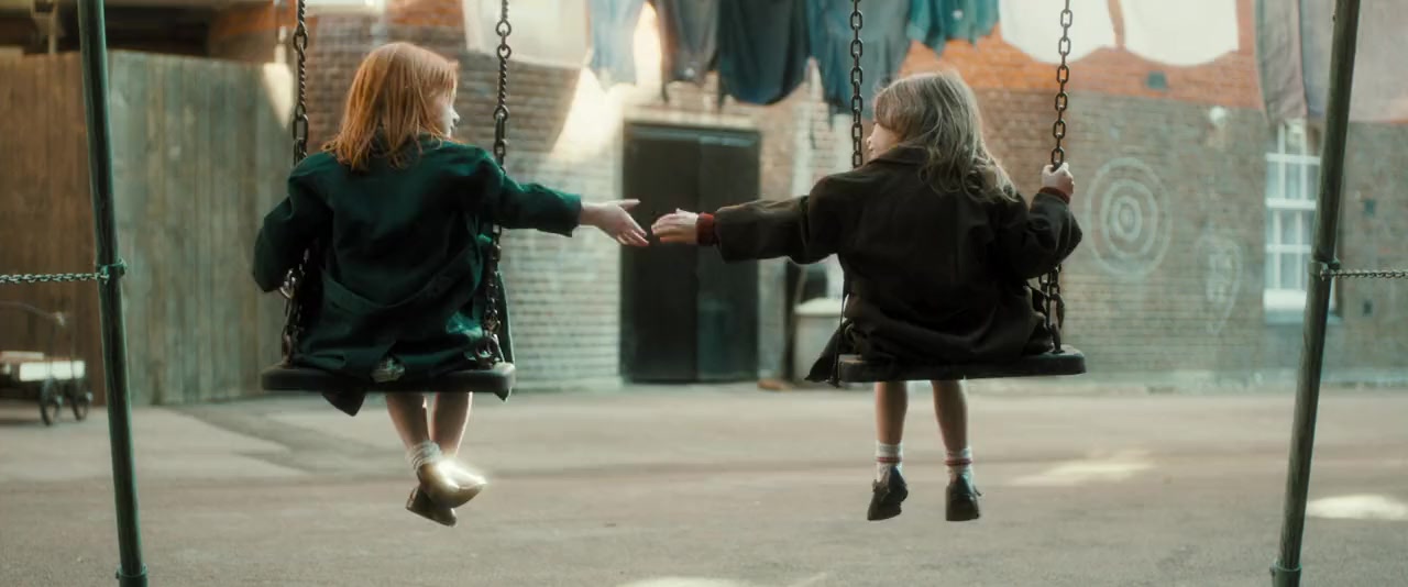 Ginger & Rosa screenshot 2