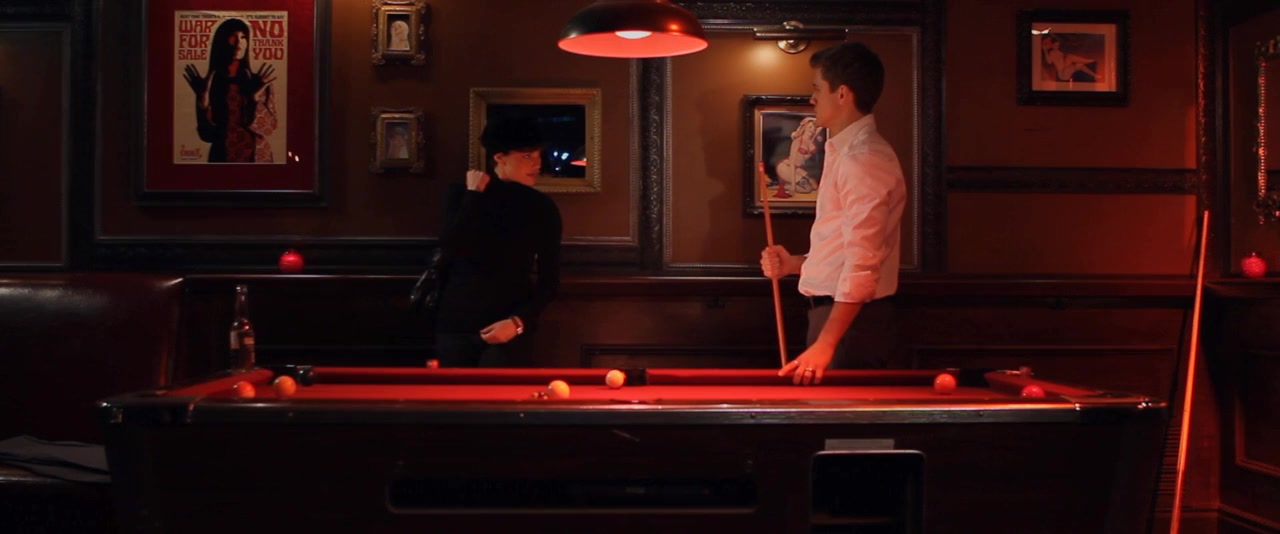 Girl Walks Into a Bar screenshot 3