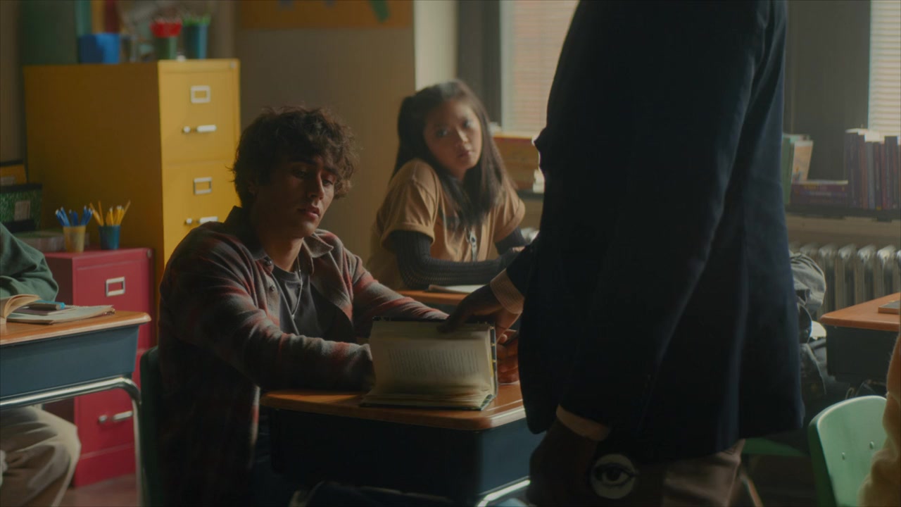 Girl Haunts Boy screenshot 3