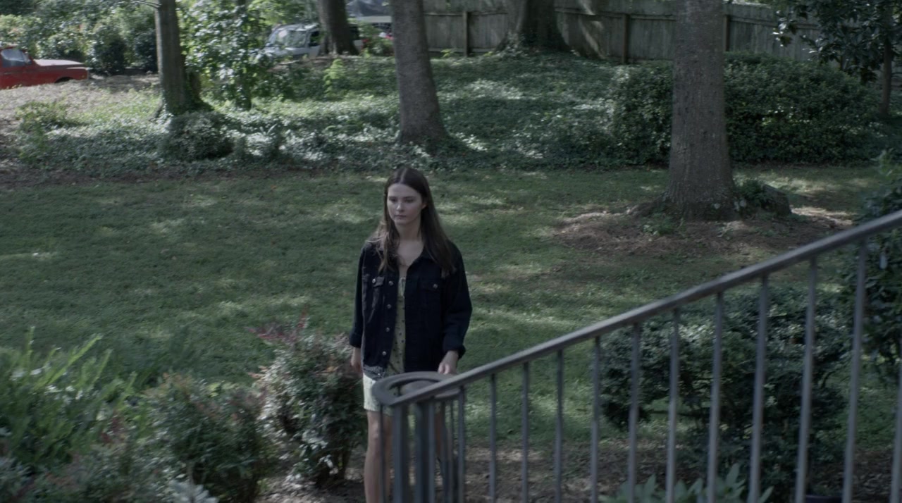 Girl in the Basement screenshot 1
