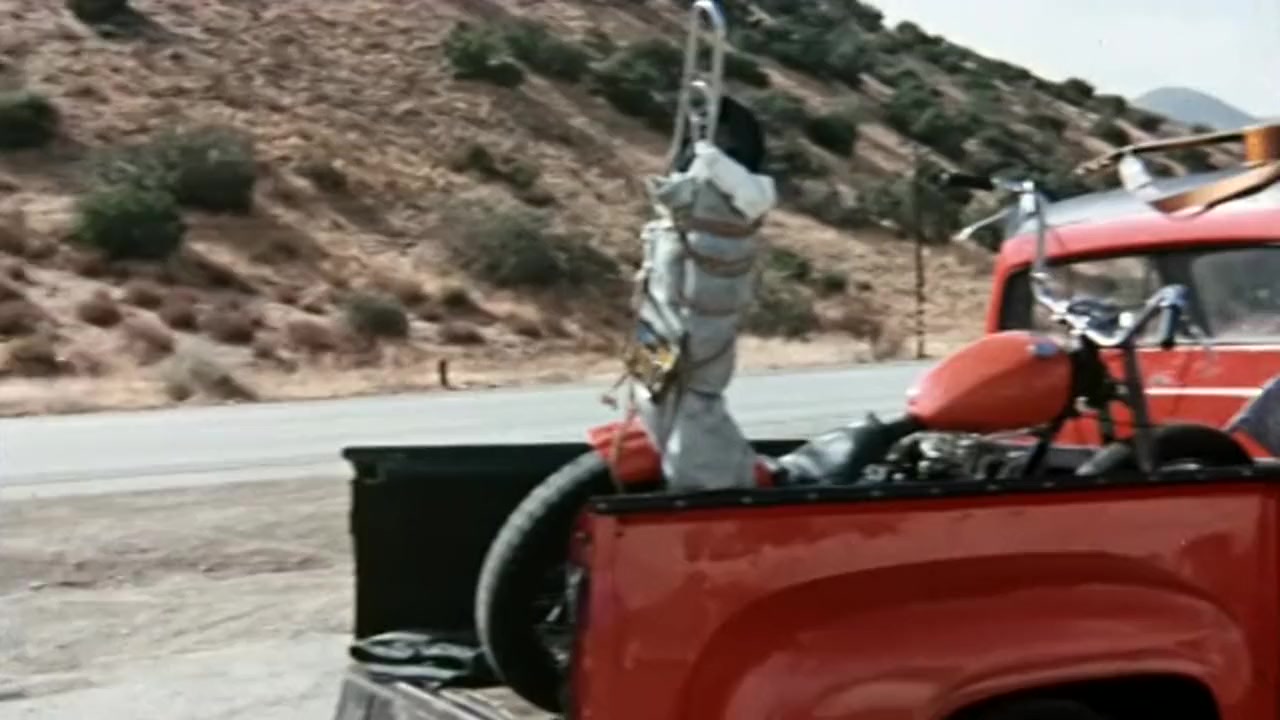 Girl in Gold Boots screenshot 3