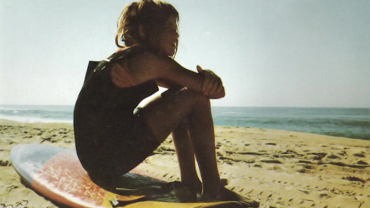Girls Can't Surf screenshot 1