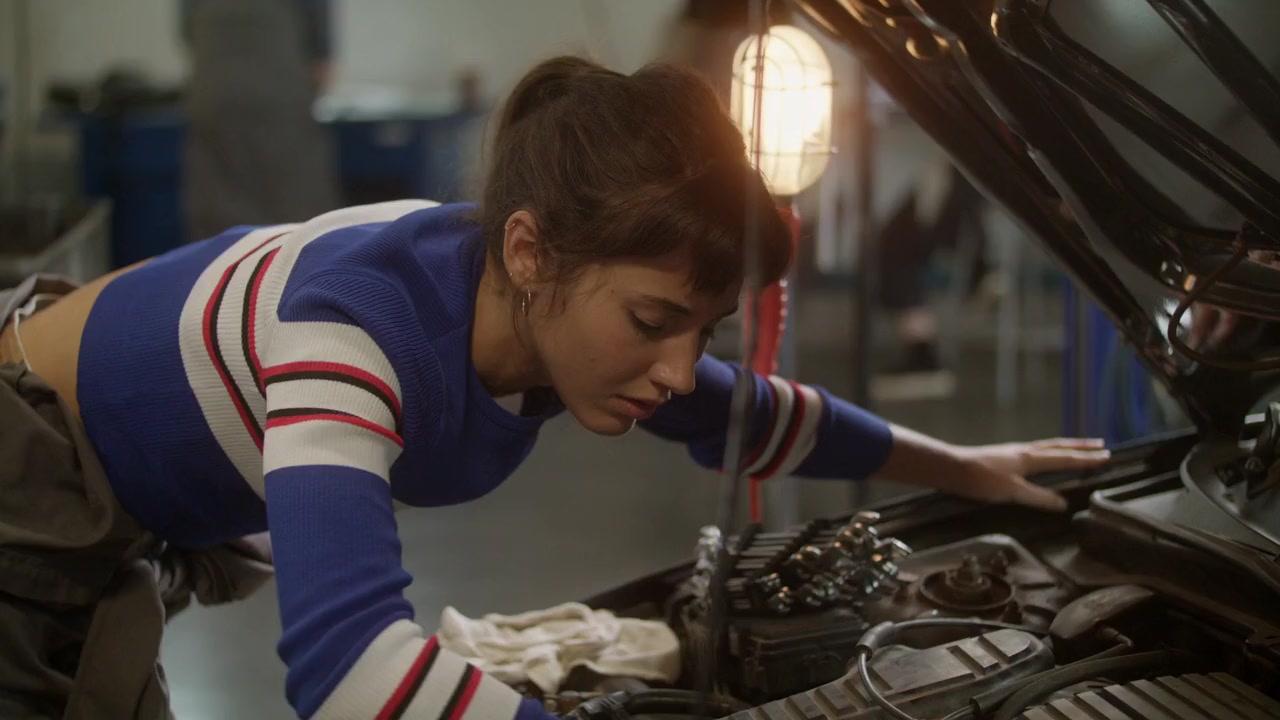 Hotwired in Suburbia screenshot 2