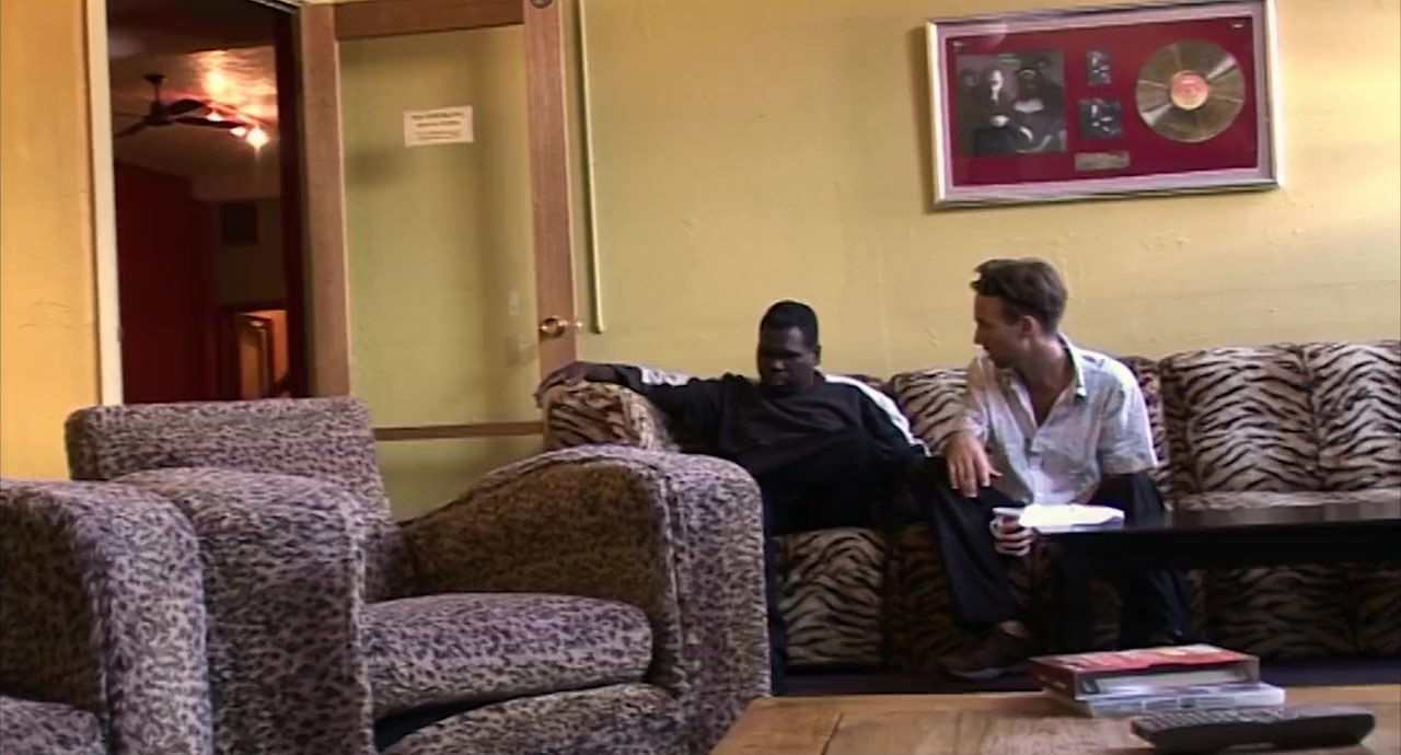 The Documentary of Dr G Yunupingu's Life screenshot 2