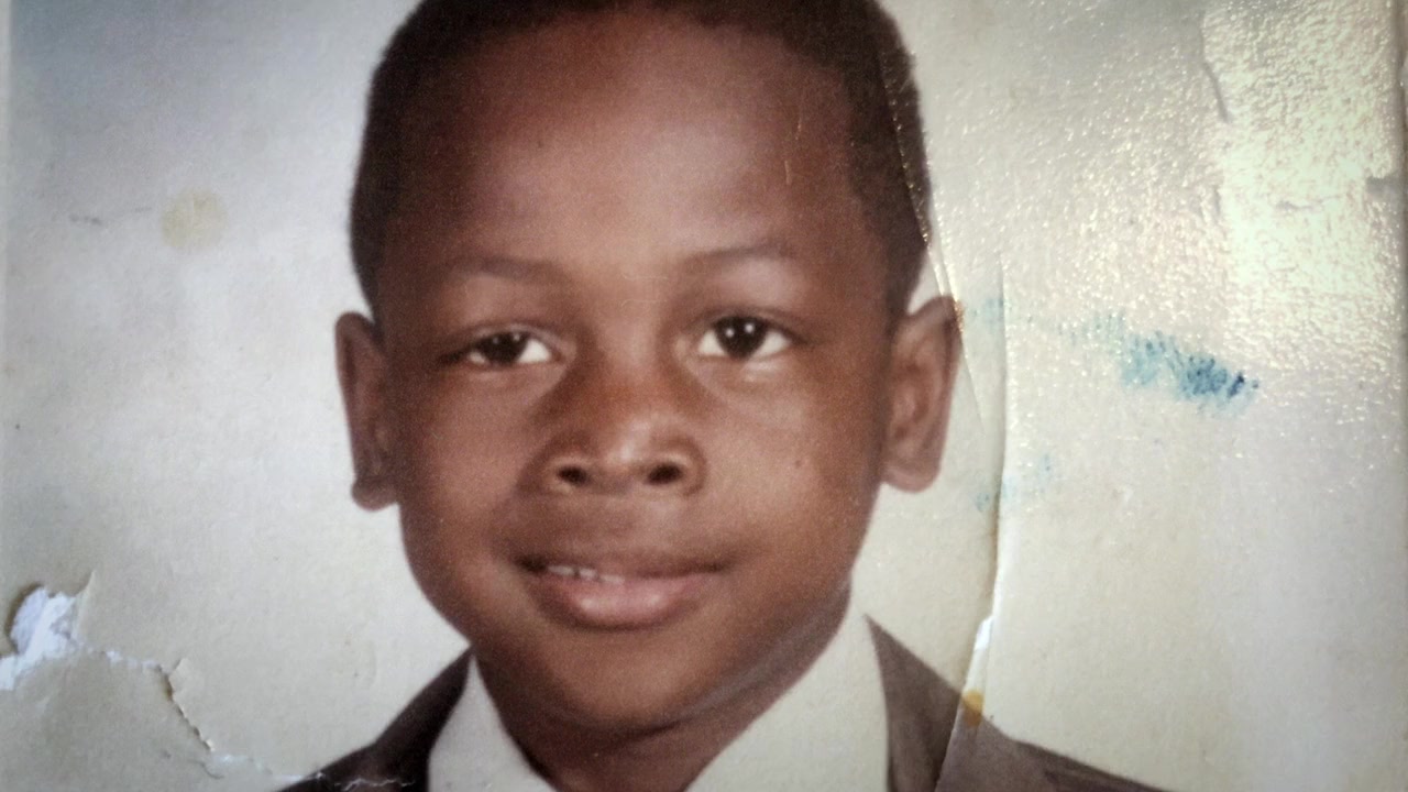 D. Wade Life Unexpected screenshot 2