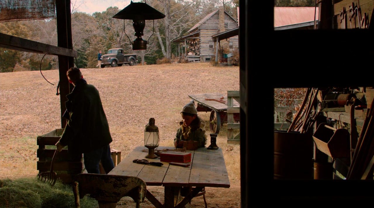 Dolly Parton's Christmas of Many Colors: Circle of Love screenshot 1