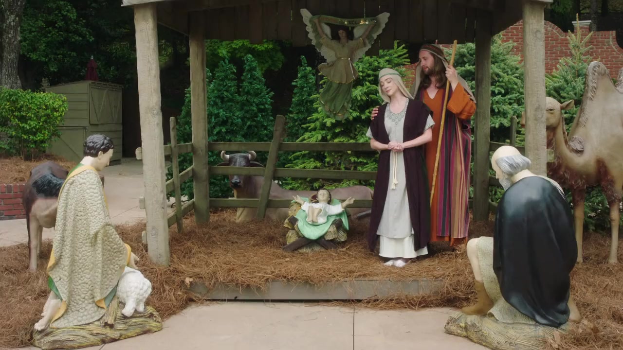 Dolly Parton's Mountain Magic Christmas screenshot 1