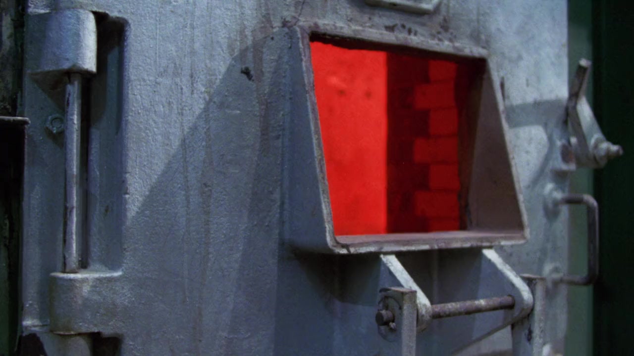 Don't Go in the House screenshot 3