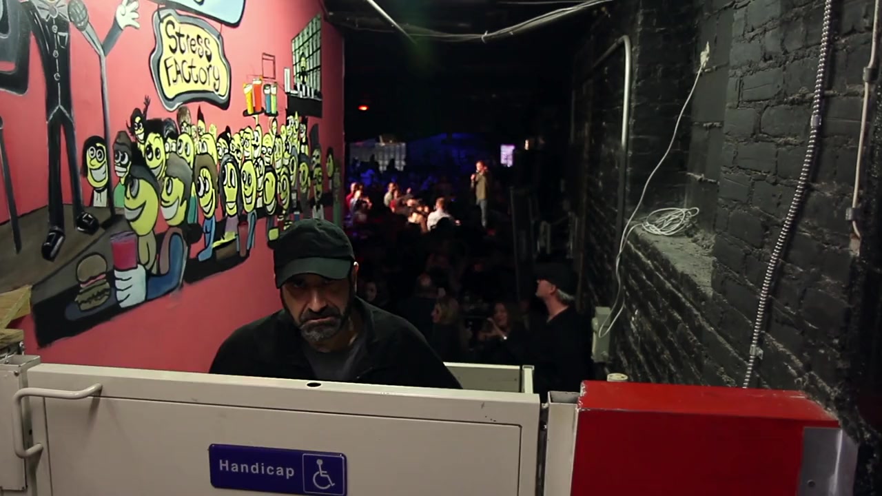 Dave Attell: Road Work screenshot 3