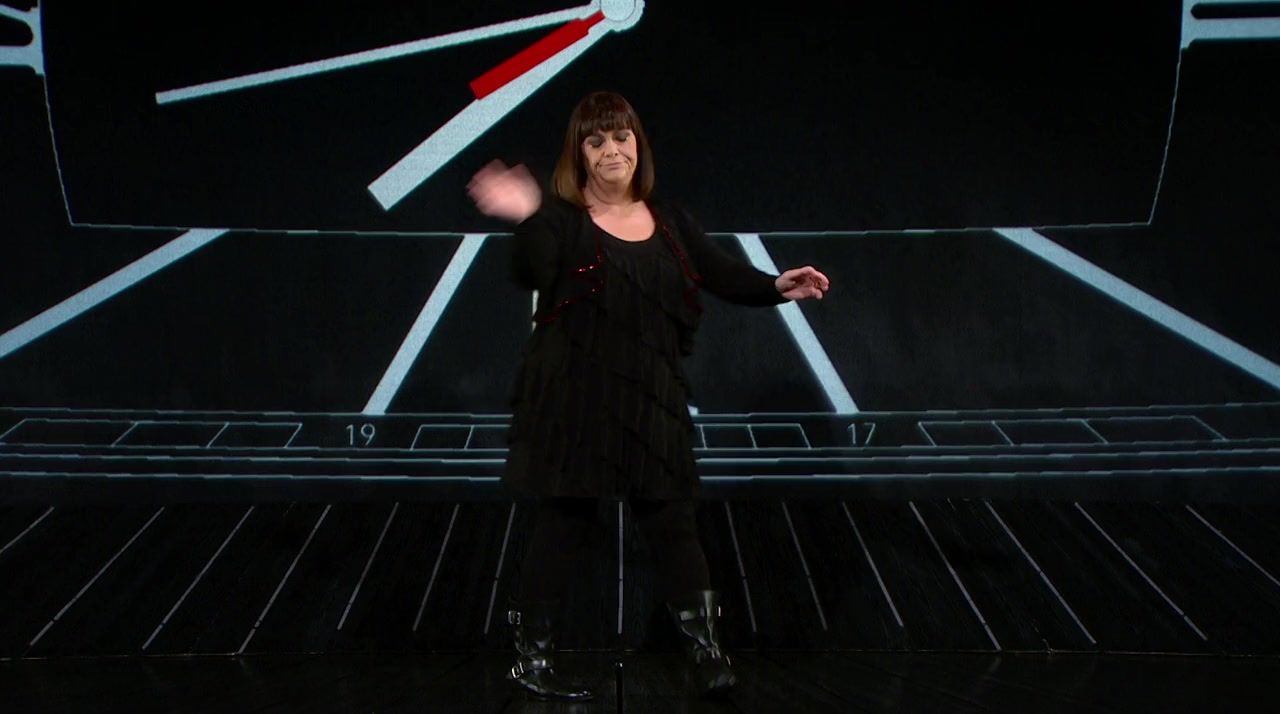 Dawn French Live: 30 Million Minutes screenshot 3