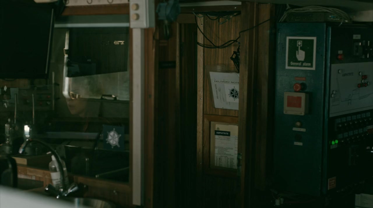 Dead in the Water screenshot 1