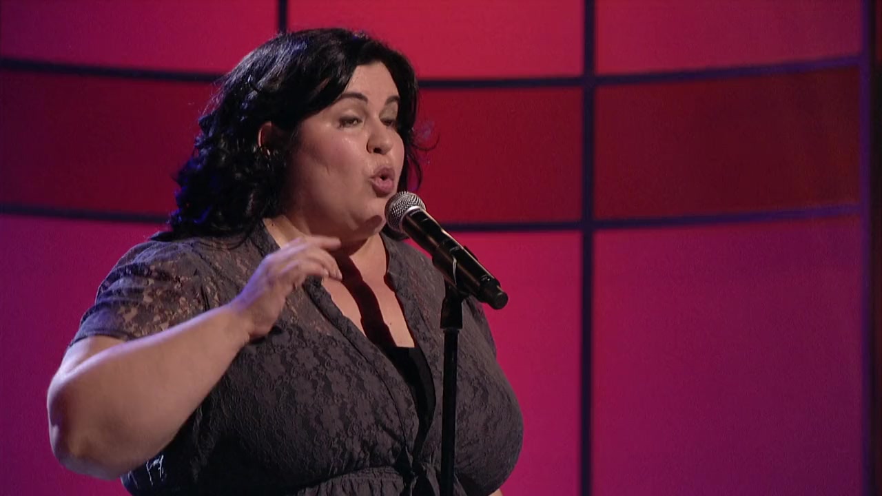 Debra Digiovanni: Single, Awkward, Female screenshot 3