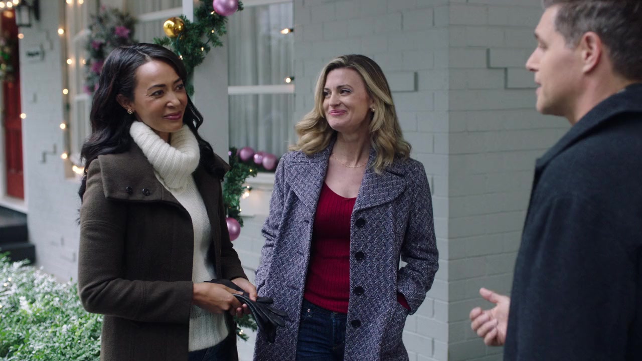 Deck the Halls on Cherry Lane screenshot 3