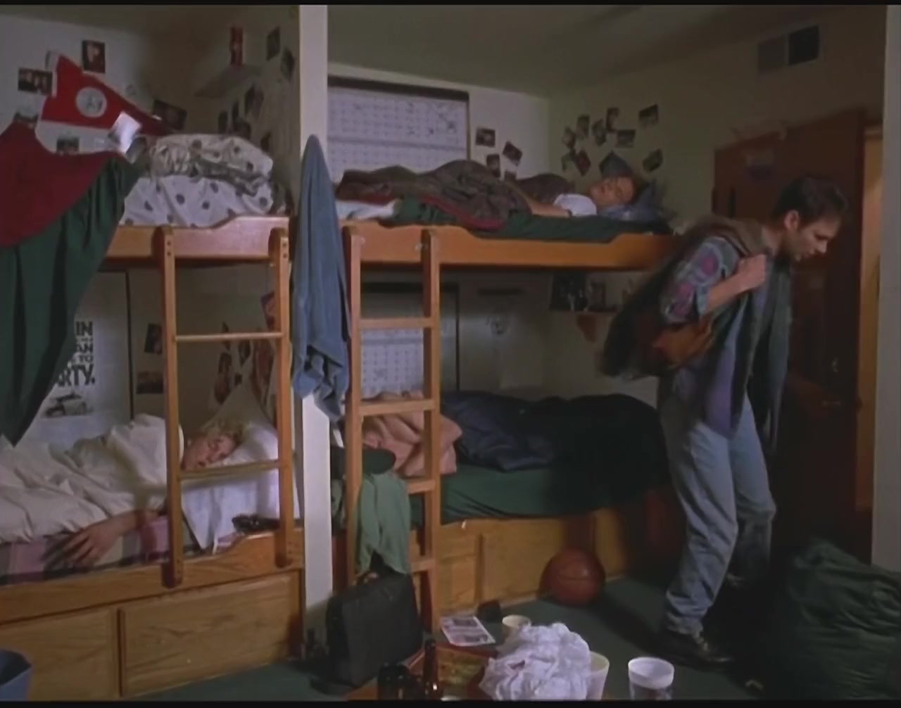 Defying Gravity screenshot 2
