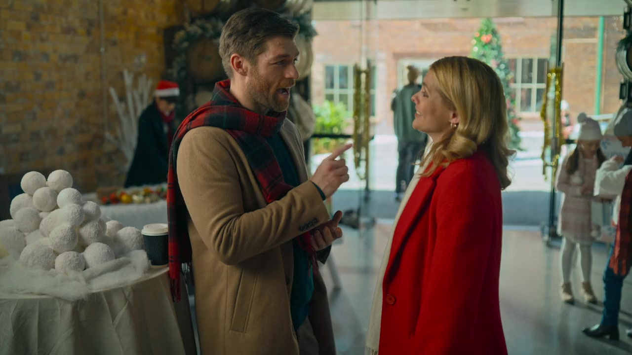 Mistletoe Moments screenshot 3