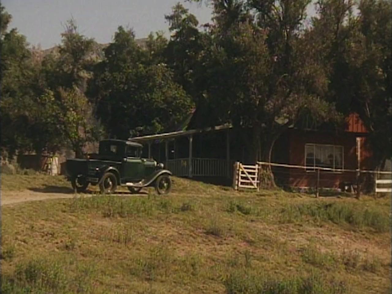 Dillinger and Capone screenshot 1