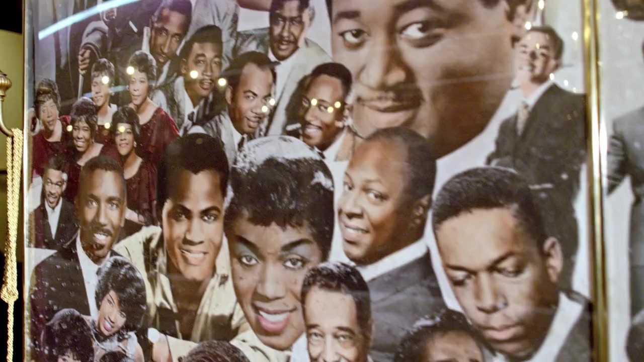 Dionne Warwick: Don't Make Me Over screenshot 1