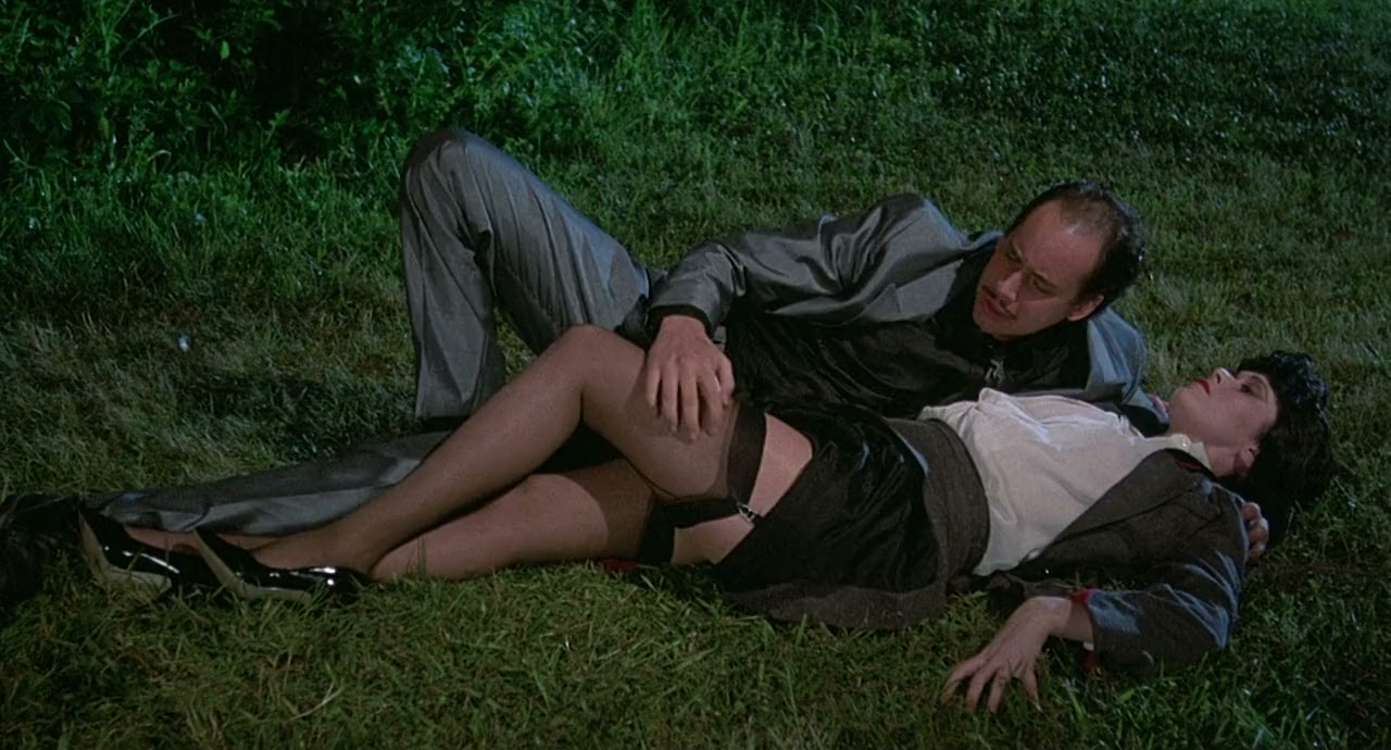 Dracula's Widow screenshot 1