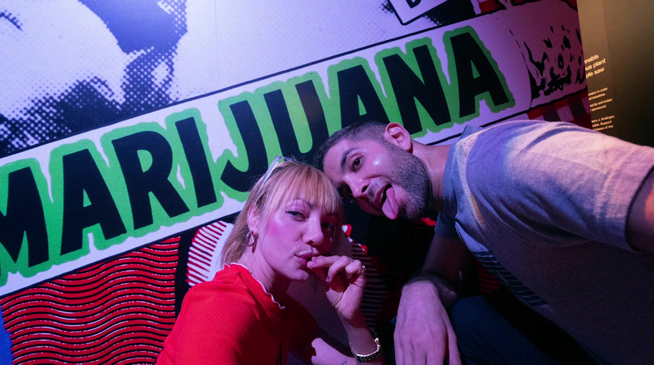 Engaged in Vegas screenshot 1