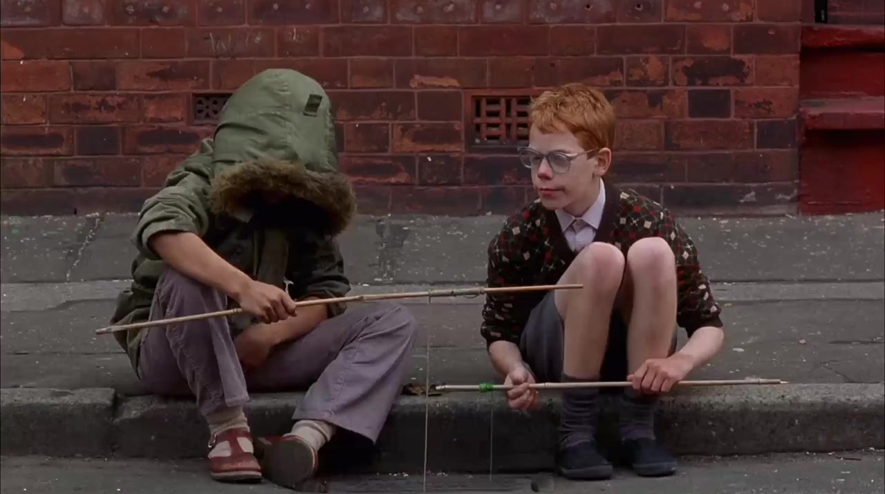 East Is East screenshot 3
